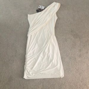 Bodycon white dress